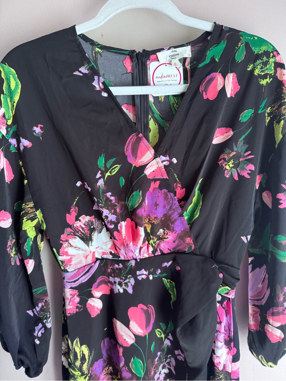 ENTRO BLACK FLORAL TROPICAL WRAP MIDI DRESS Size S Small NEW - Picture 2 of 11